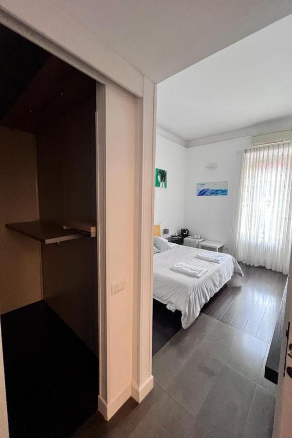B&B Azuni Home Roma Eksteriør bilde